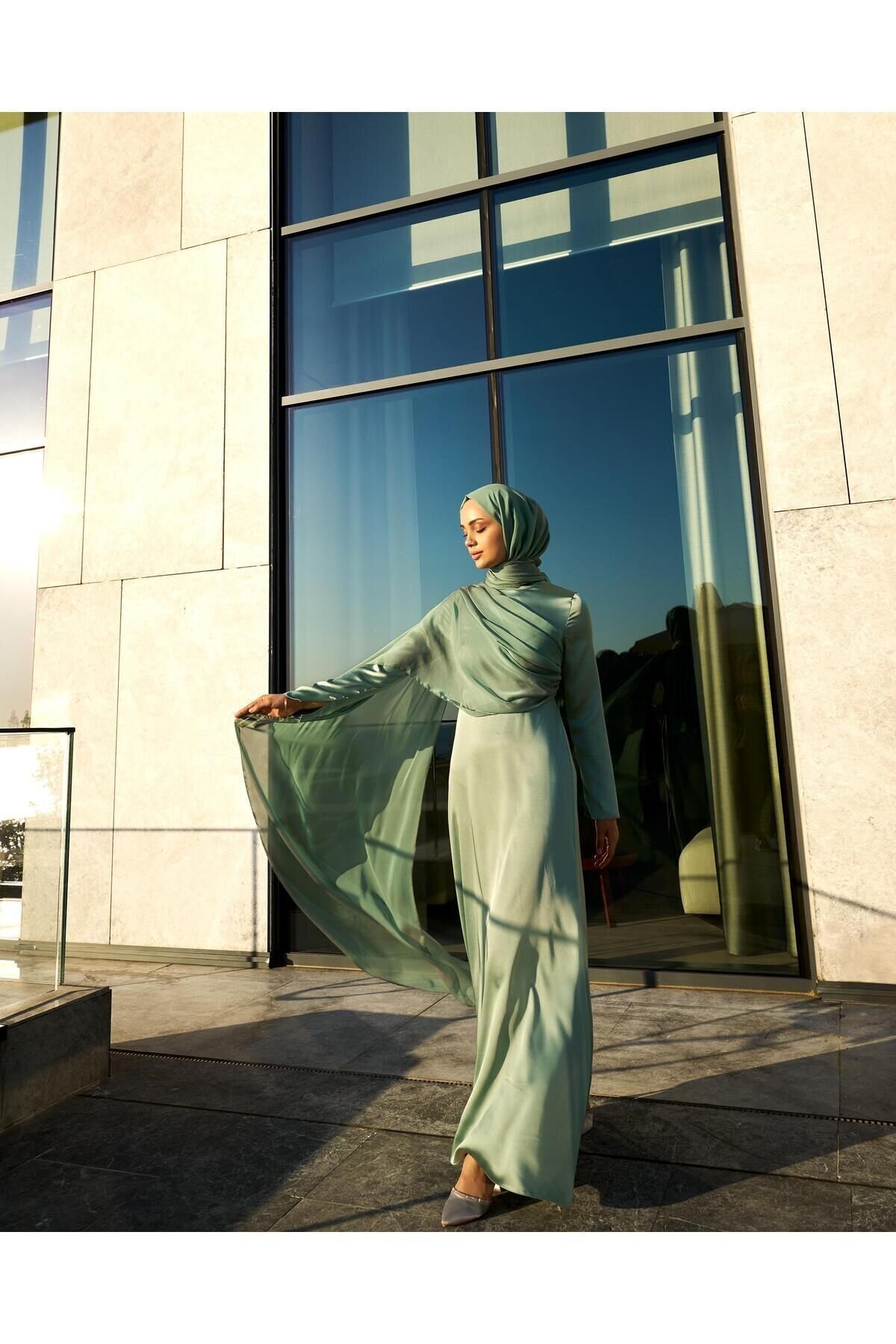 Satin Chiffon-Detail Evening Dress - Green - Azeem
