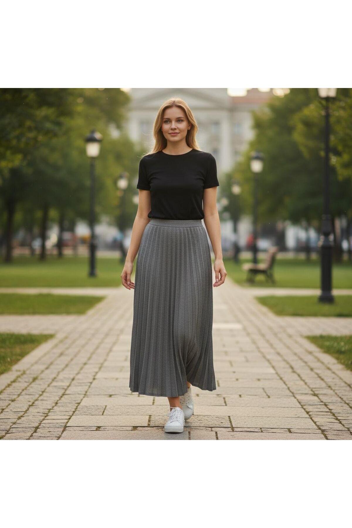 Pleated Diagonal Cotton Elastic-Waist Skirt - Gray - EREN STYLE