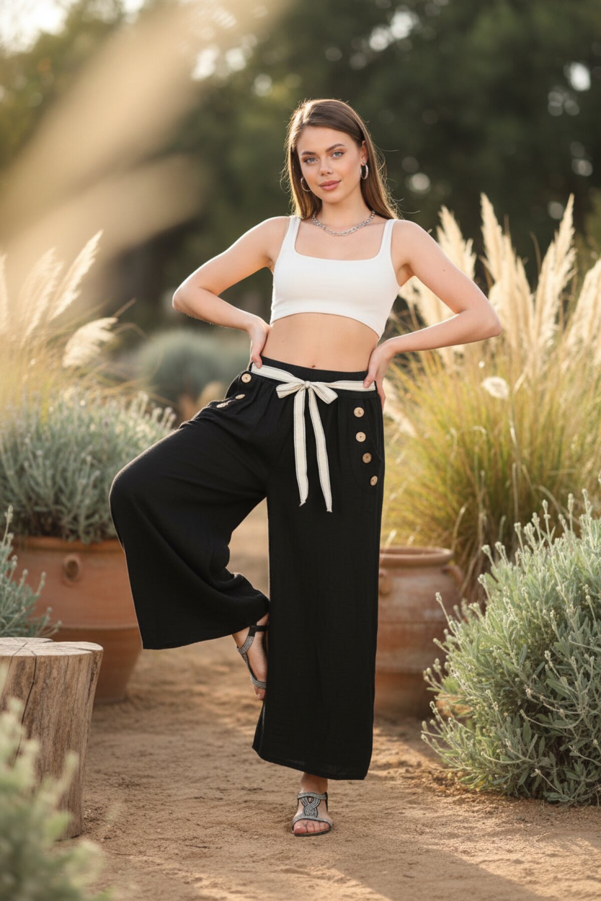 Siyah Otantik Bol Paça İtalyan Korsajlı Düğme Detaylı Keten Pantolon - EREN STYLE