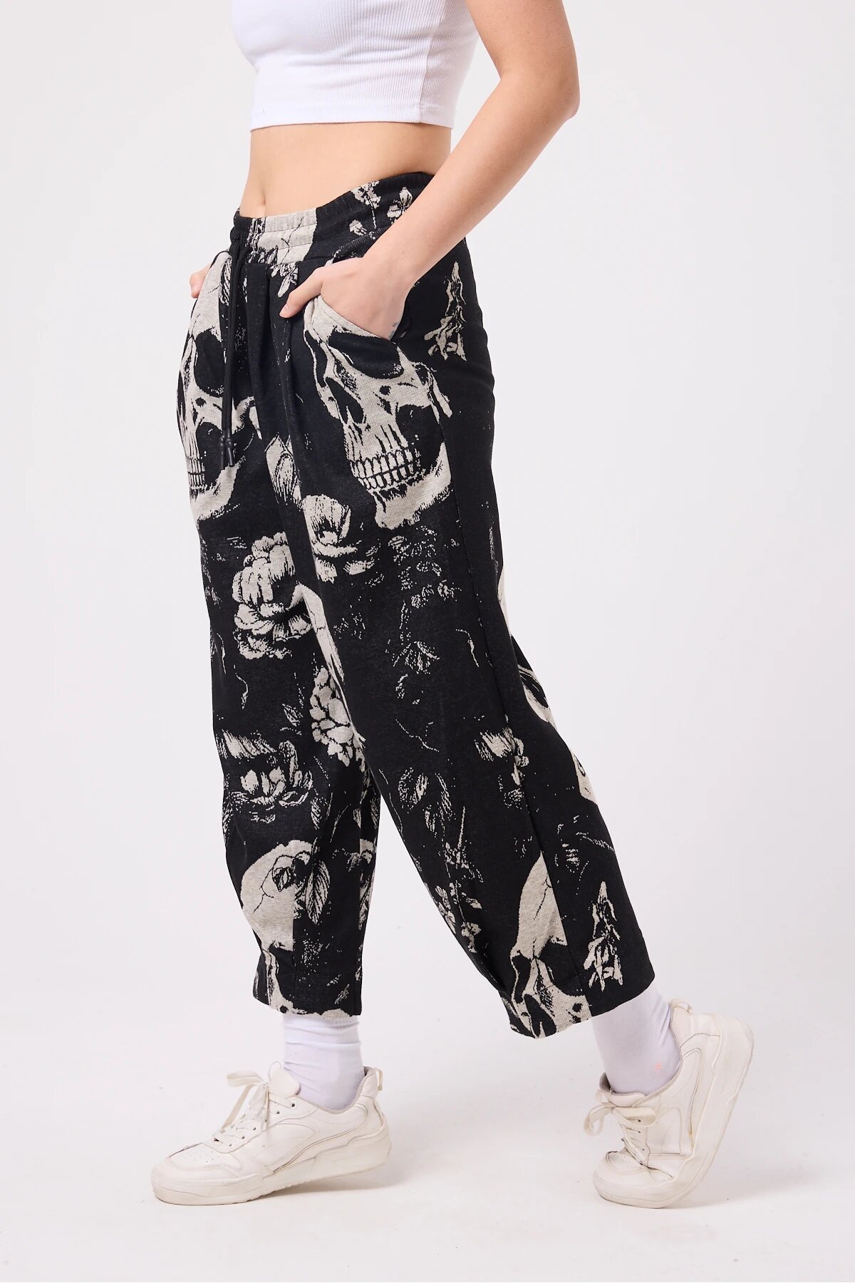 Street Style Baggy Hem-Detail Pants - Beige - Mexico Superblue