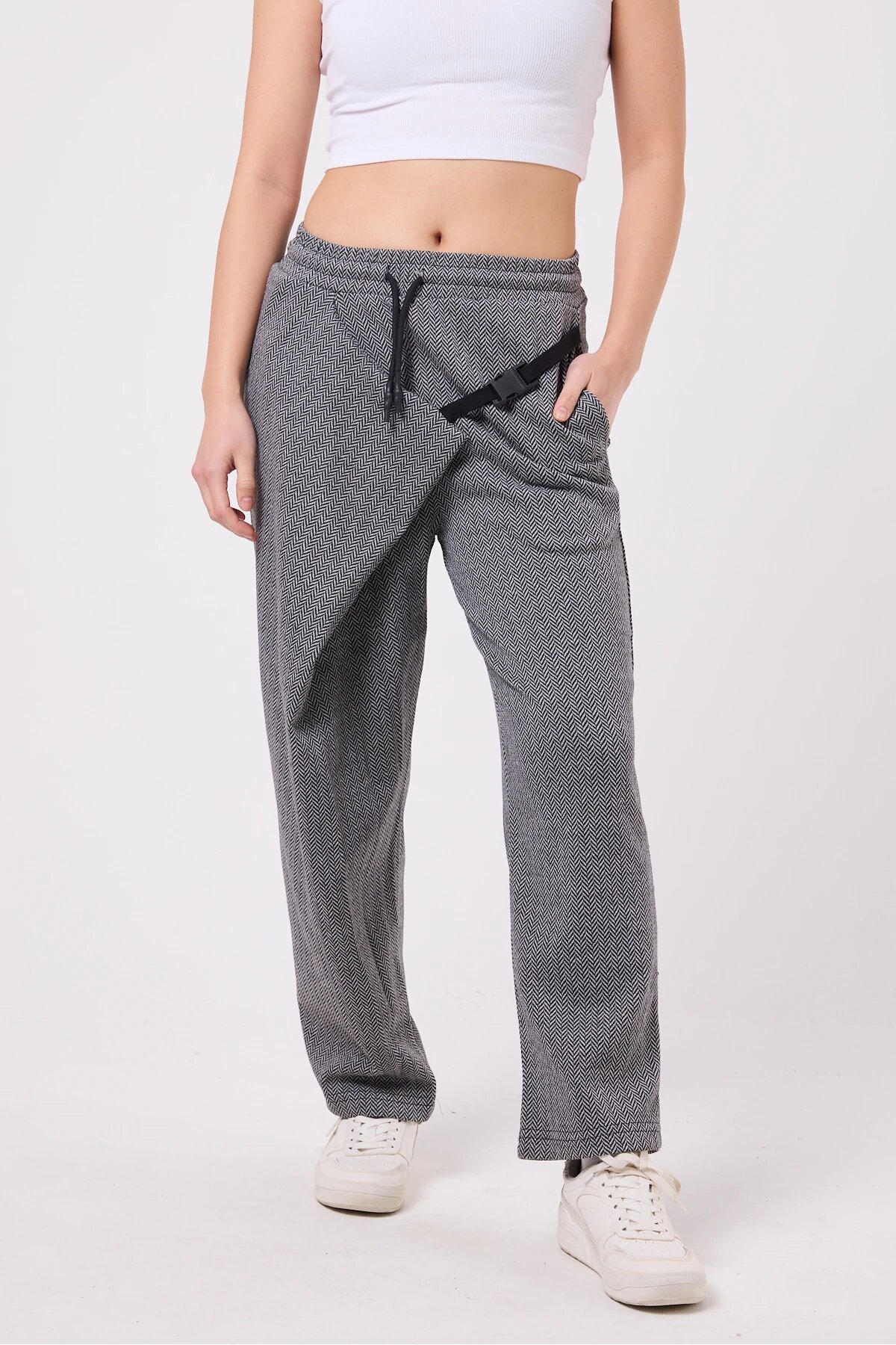Gri Baggy Sokak Tarzı Kuşaklı Pantolon - Mexico Superblue