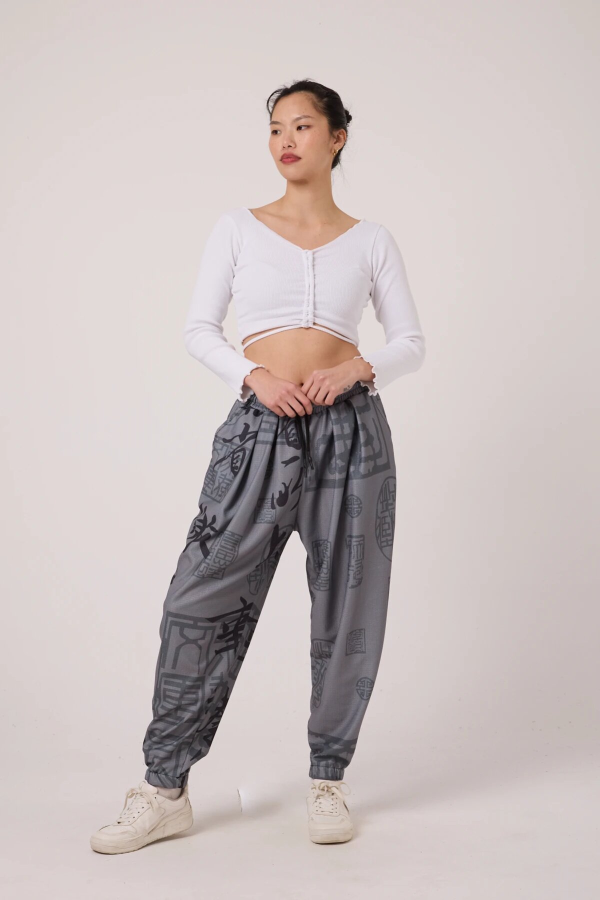 Street Style Sporty Harem Printed Crinkle Pants - Gray - Mexico Superblue
