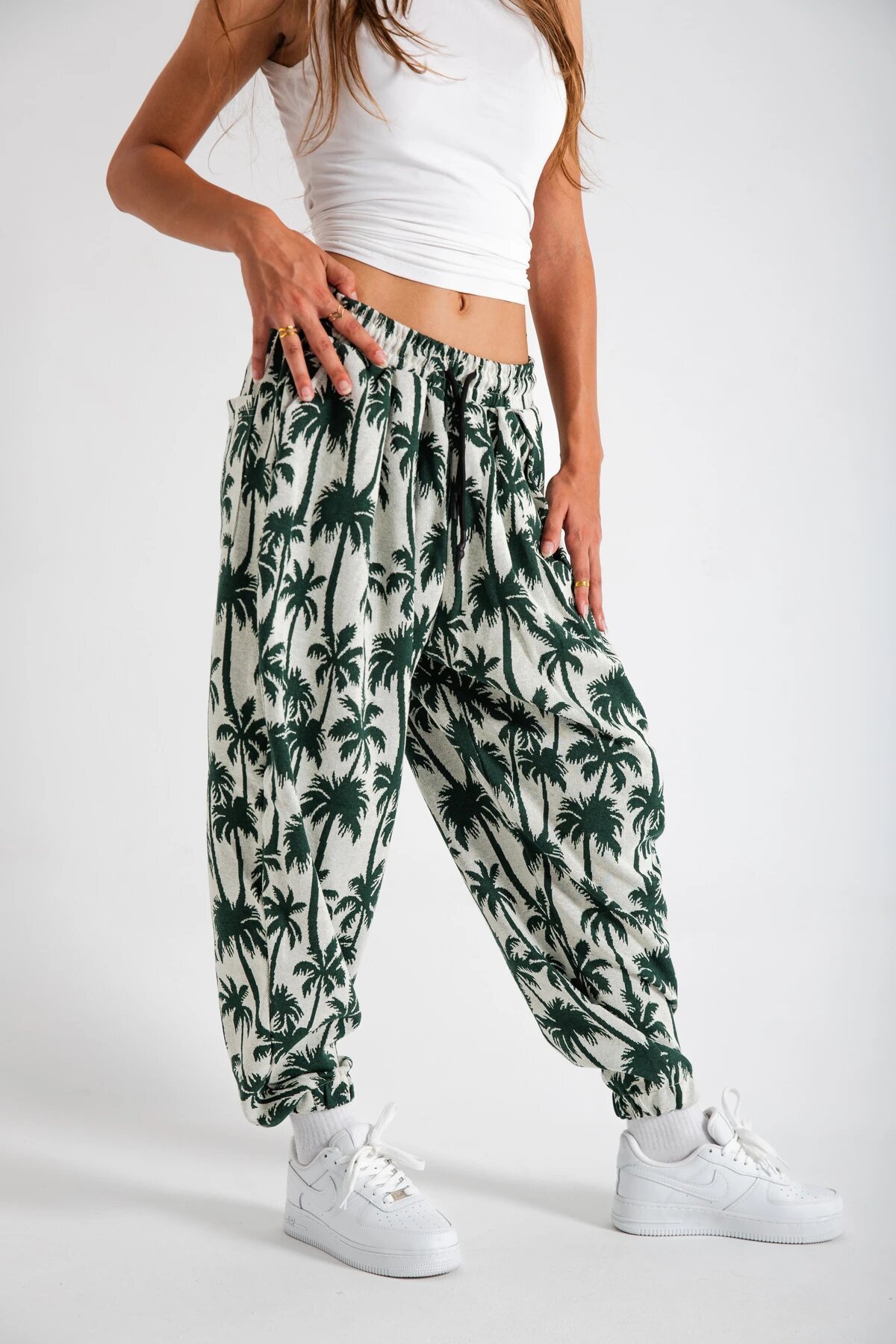 Salwar Palm Print Pleated Pants - Khaki - Mexico Superblue