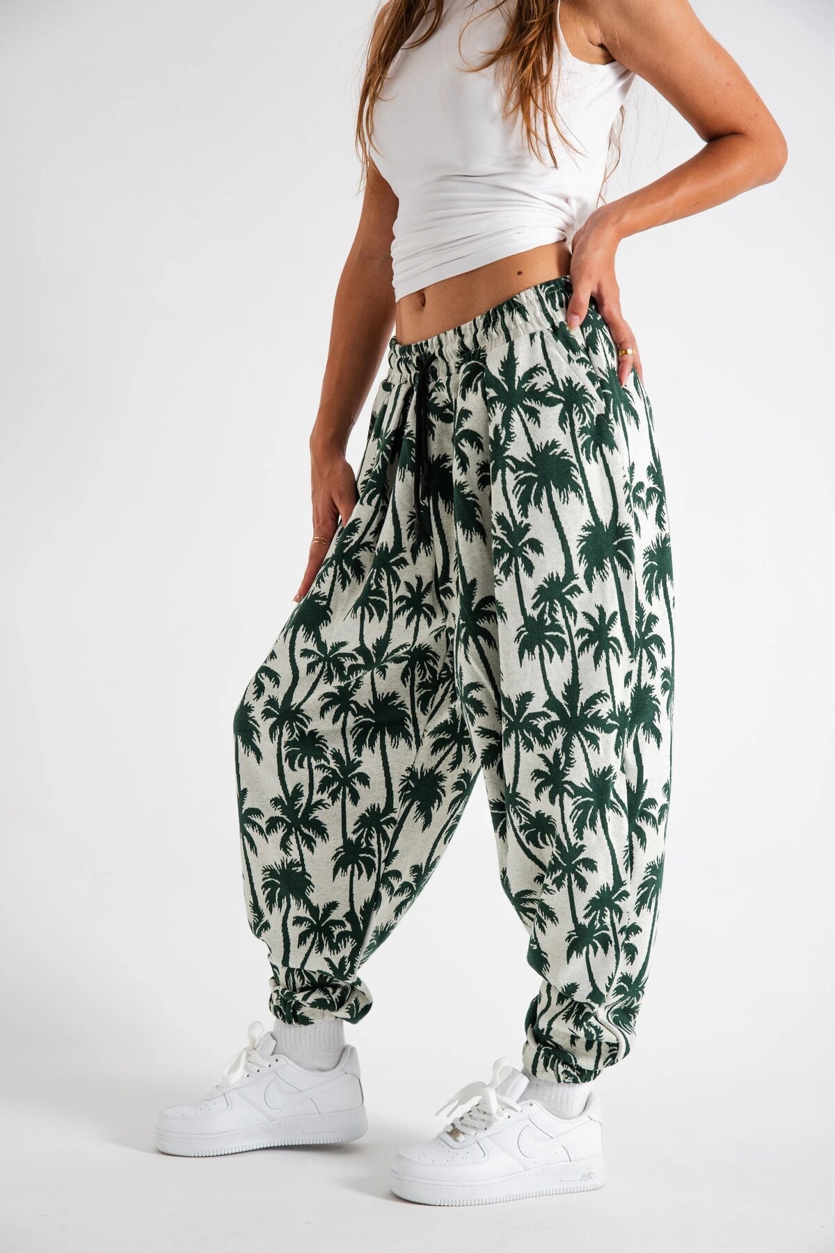 Salwar Palm Print Pleated Pants - Khaki - Mexico Superblue
