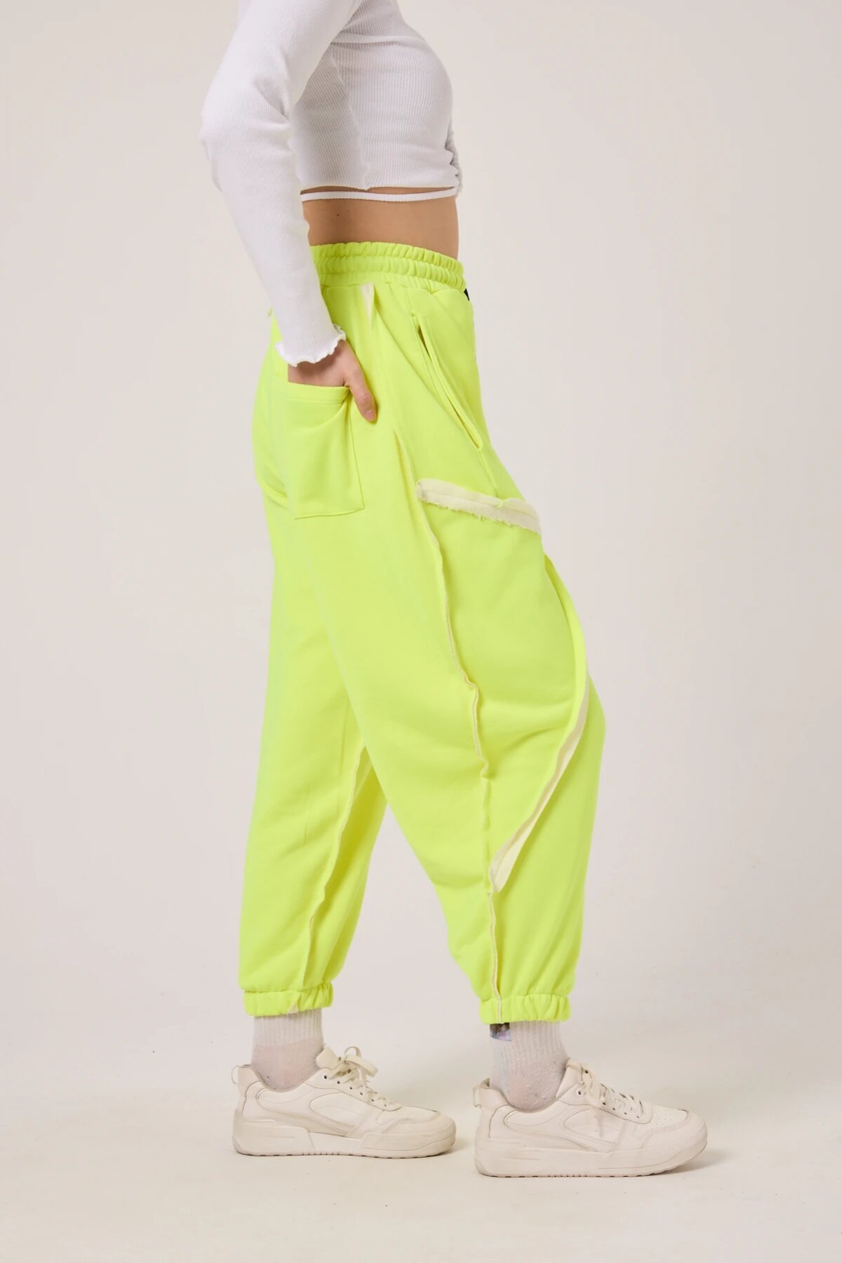 Neon Sarı Baskılı Sokak Tarzı Spor Şalvar Bürümcük Pantolon - Mexico Superblue