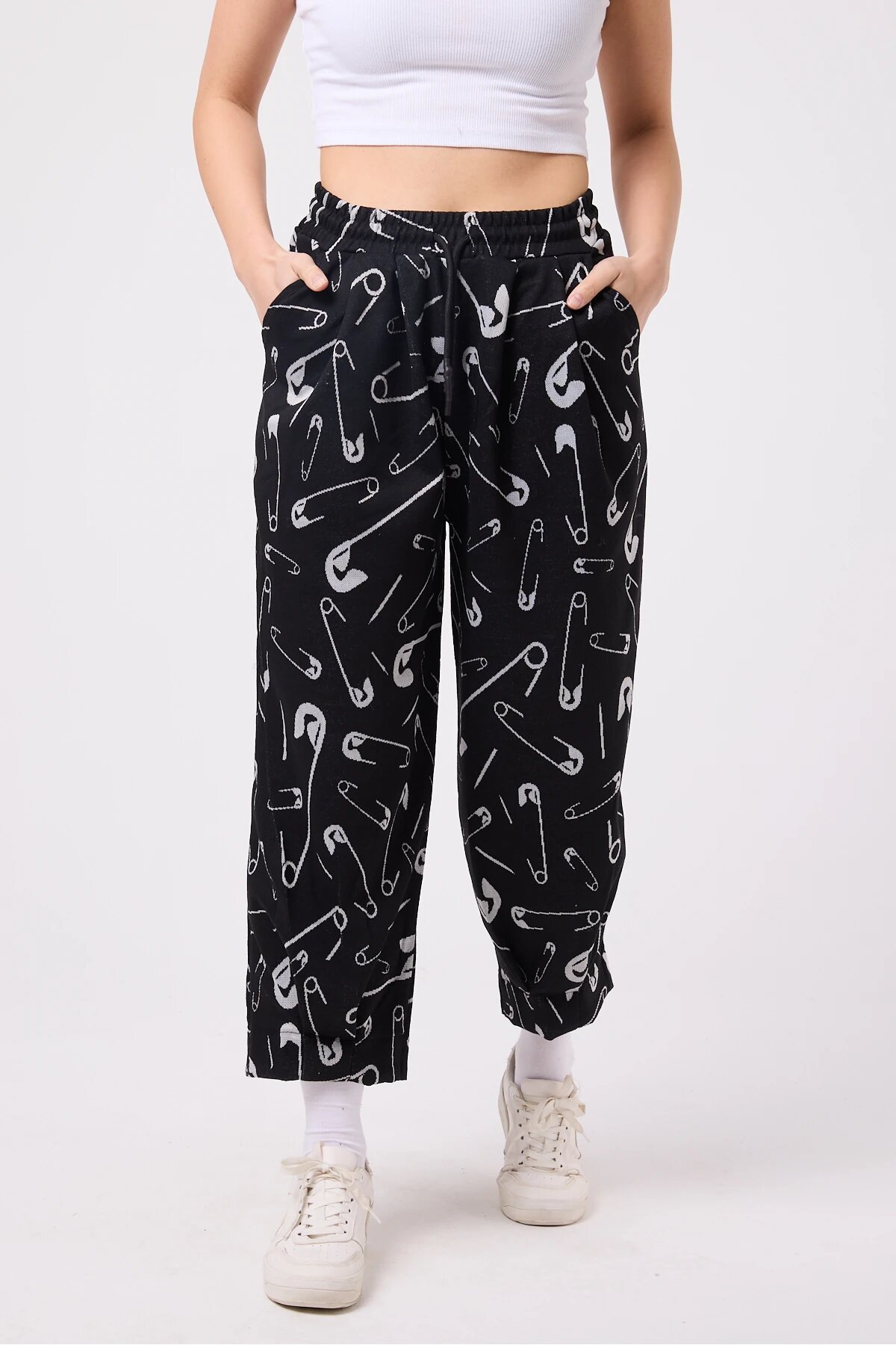 Baggy Street Style Hem Detail Pants - Black and White - Mexico Superblue
