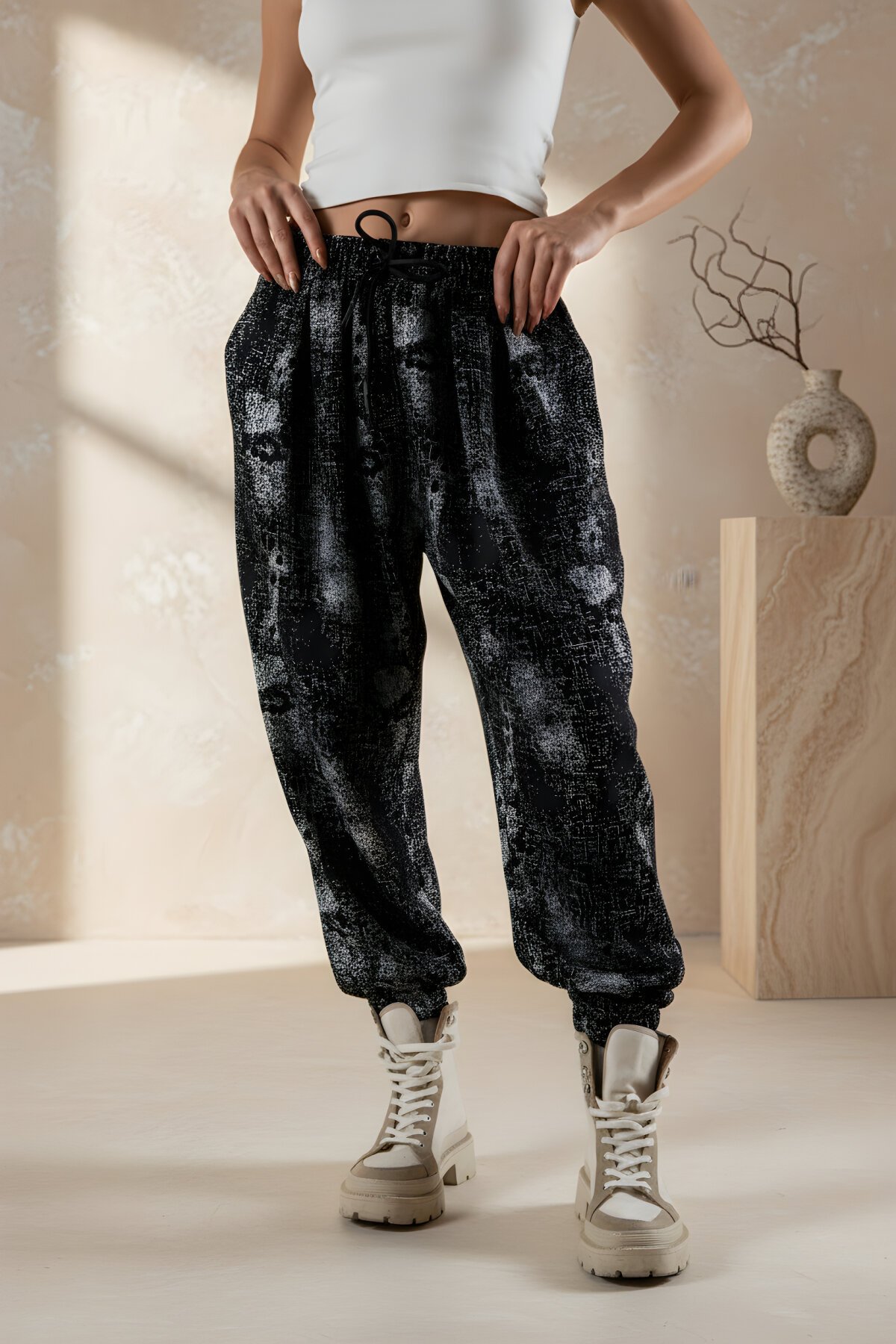 Siyah Jakar Şalvar Pileli Pantolon - Mexico Superblue