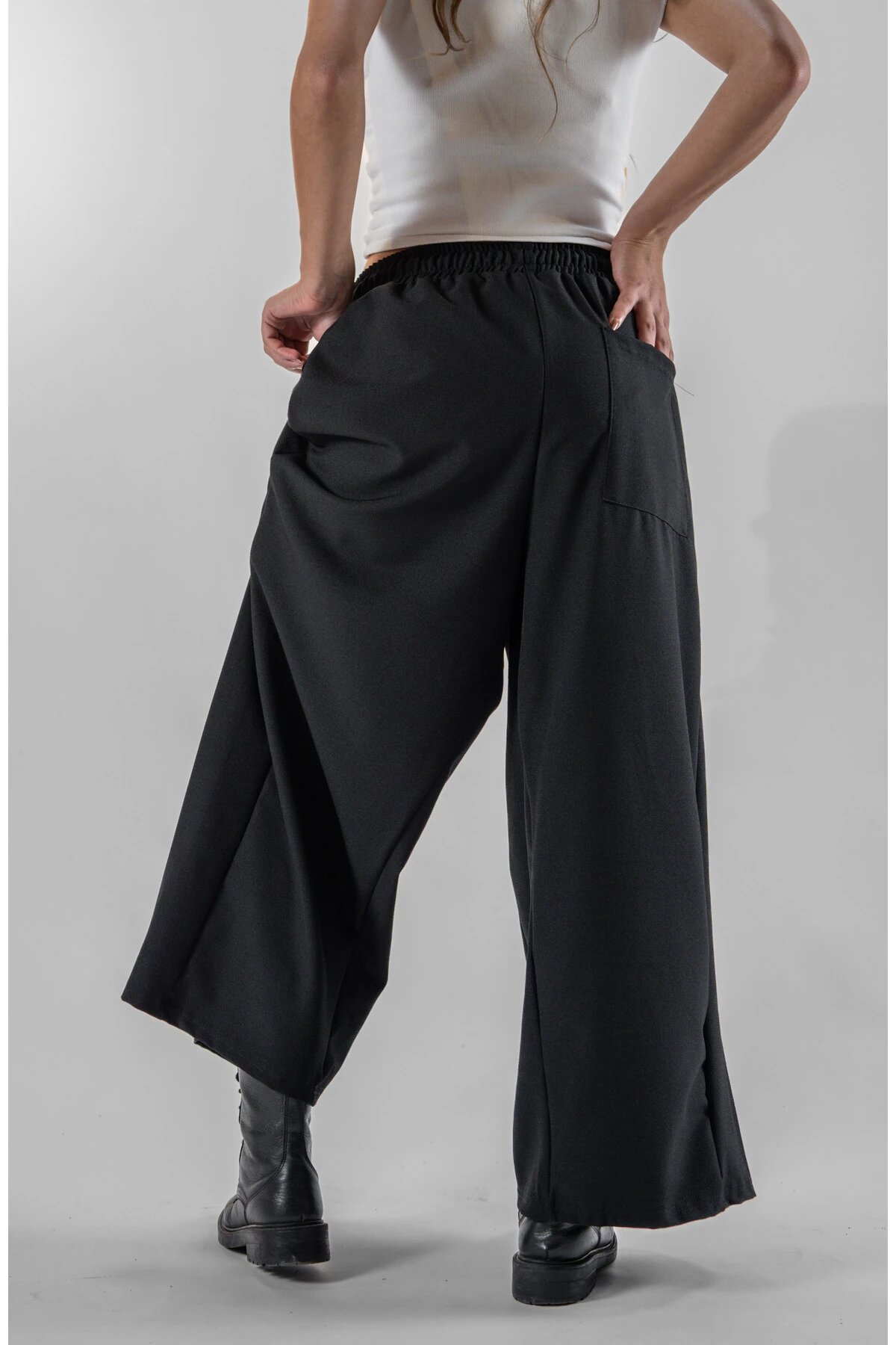 Samurai Design Pleated Modest Pants - Black - Mexico Superblue