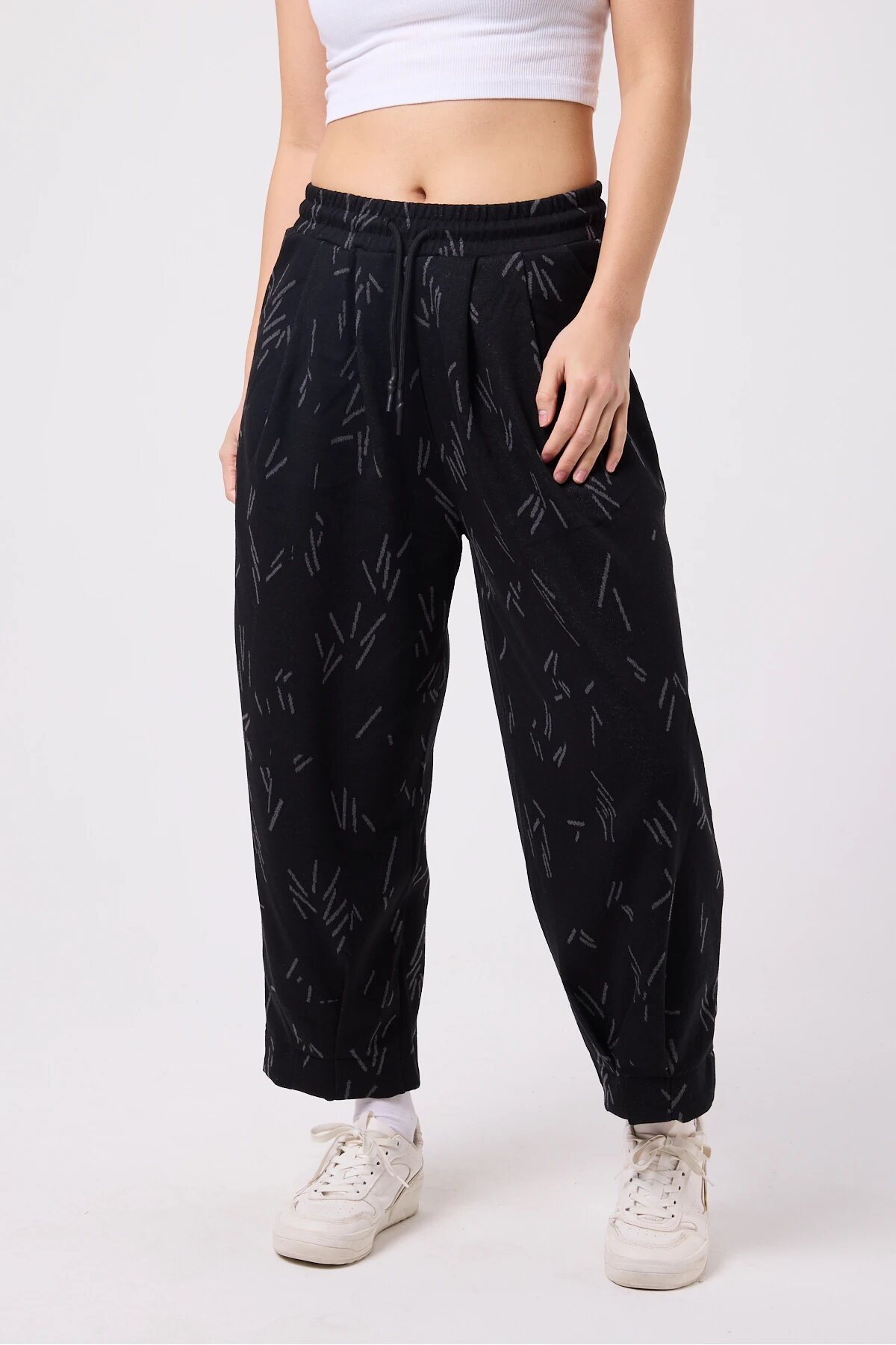 Baggy Street Style Hem-Detail Pants - Black - Mexico Superblue