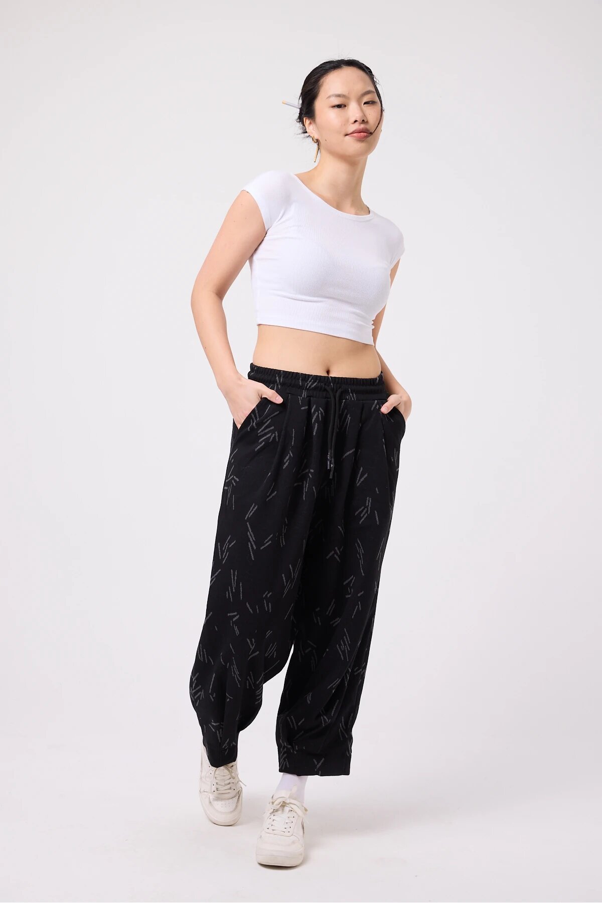 Baggy Street Style Hem-Detail Pants - Black - Mexico Superblue