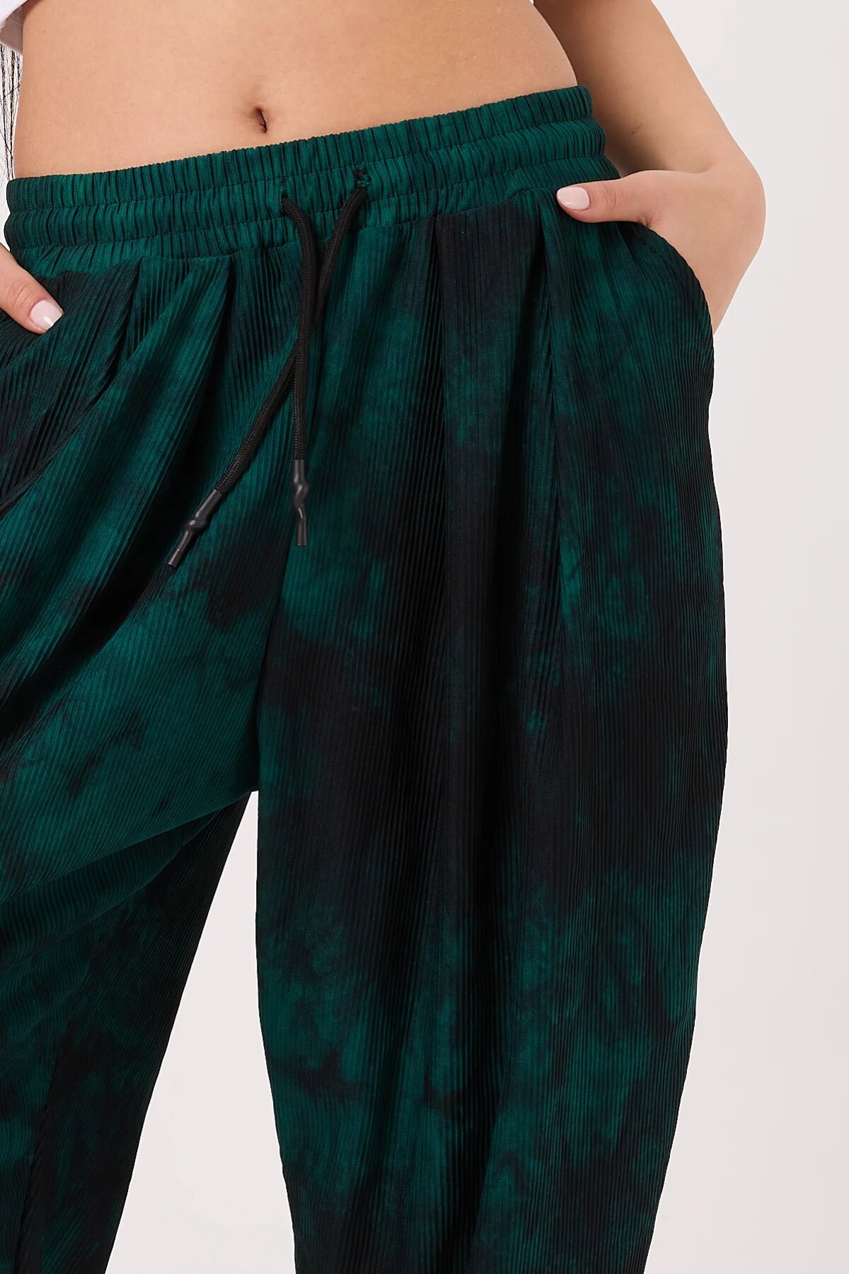Street Style Sporty Shalwar Pants - Green - Mexico Superblue