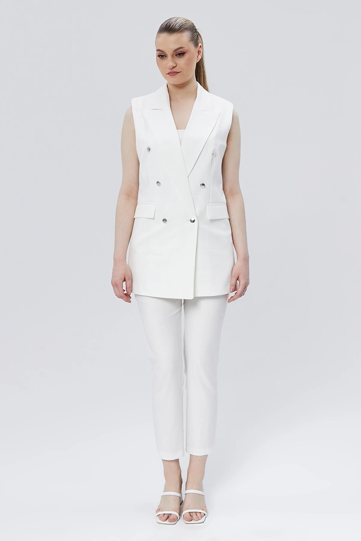 Classic Vintage Buttoned Vest - Ecru - Milamia