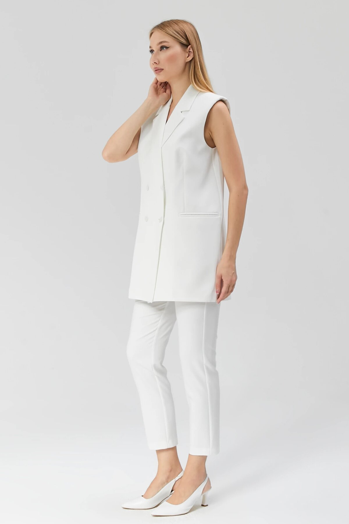 Classic Vintage Buttoned Vest - Ecru - Milamia