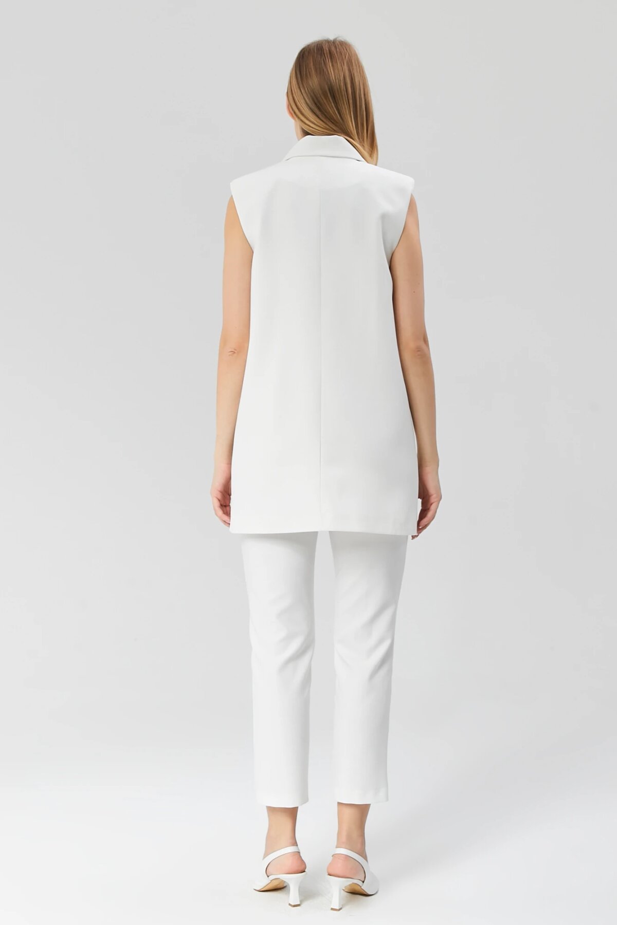 Classic Vintage Buttoned Vest - Ecru - Milamia