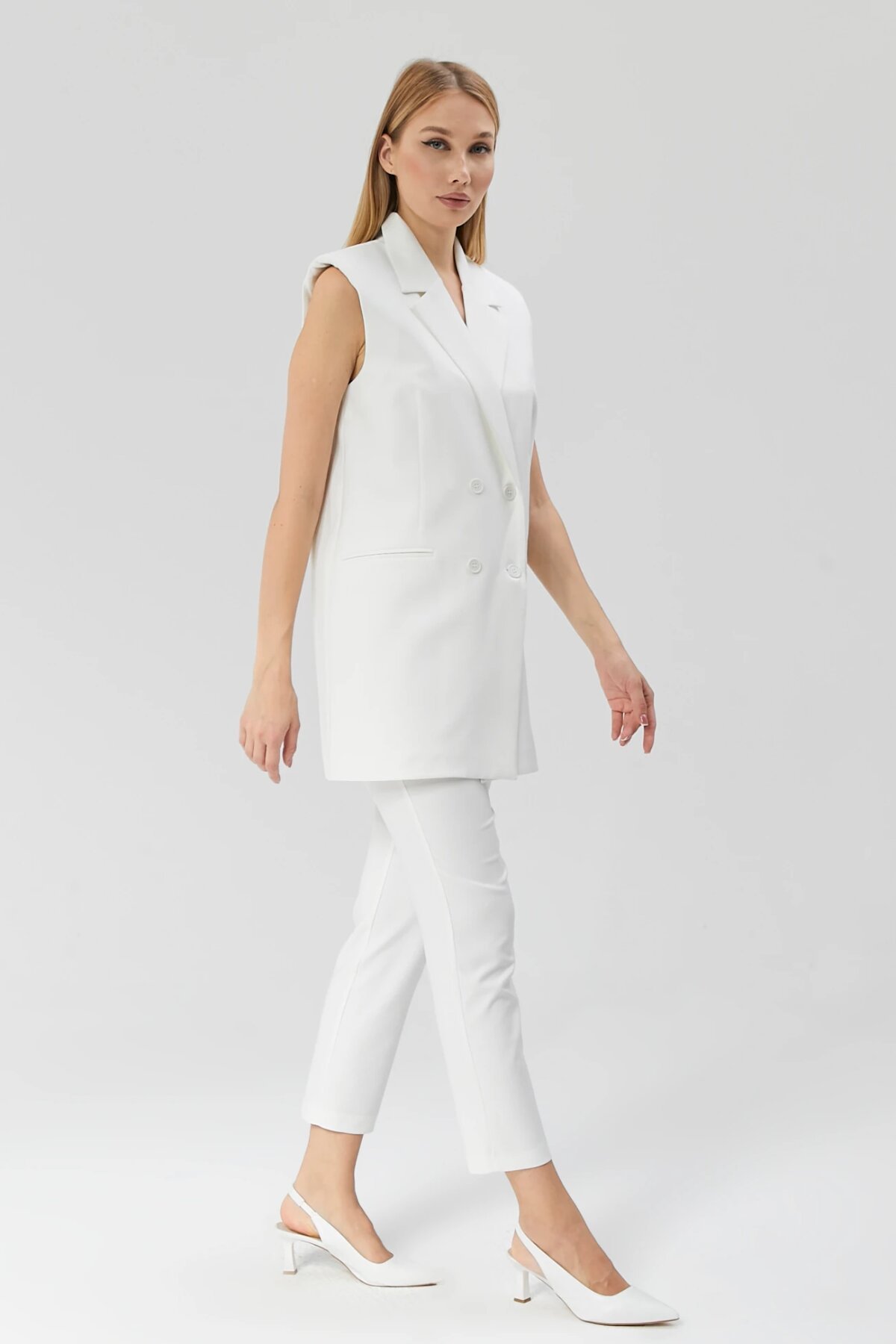Classic Vintage Buttoned Vest - Ecru - Milamia