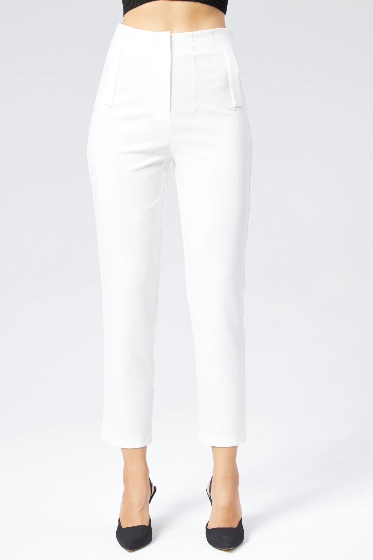 High-Waist Slim-Leg Ankle-Length Fabric Pocket-Detail Pants - Ecru - Milamia