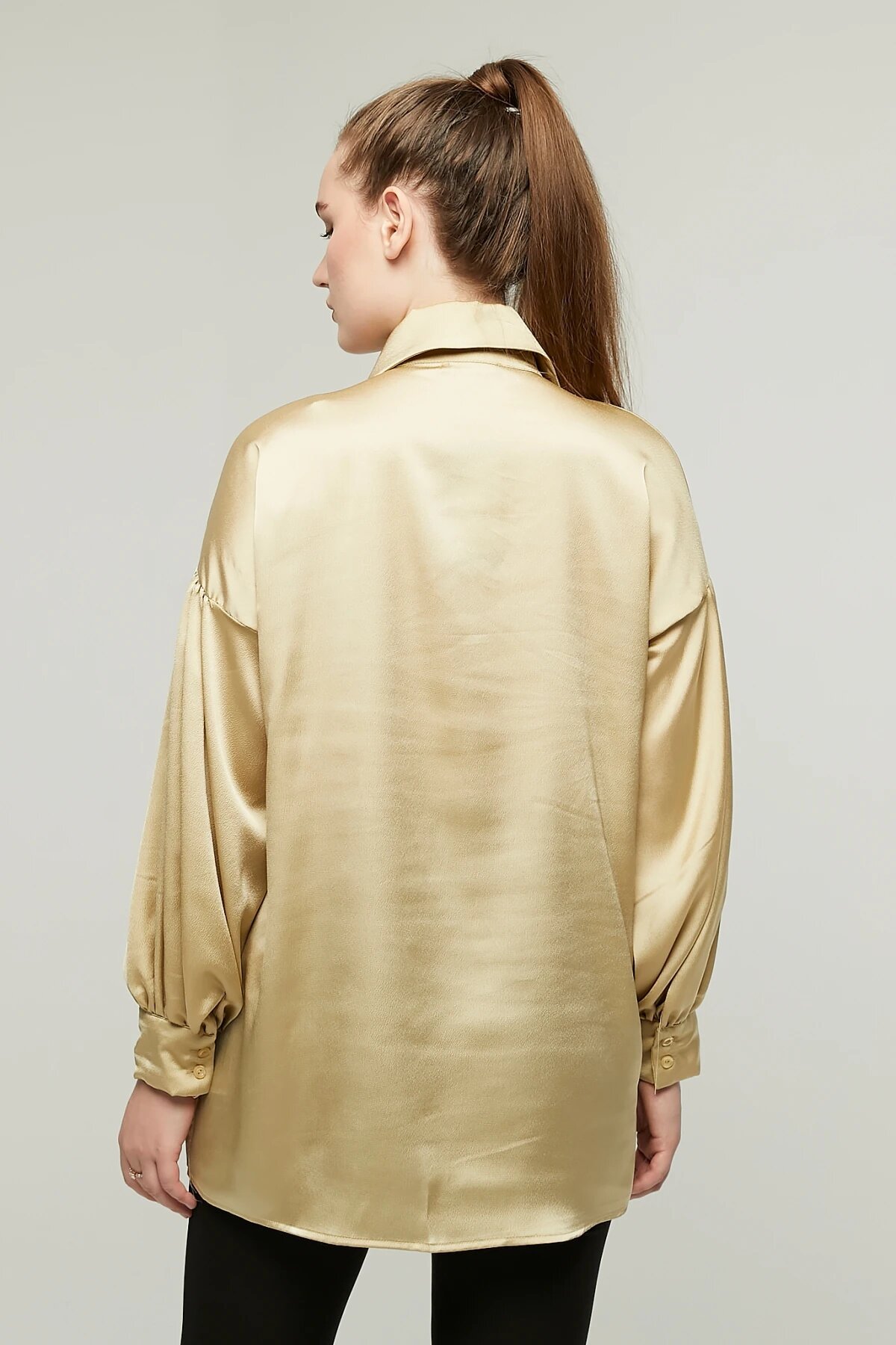 Gold Yakası Taşlı Saten Gömlek - Milamia
