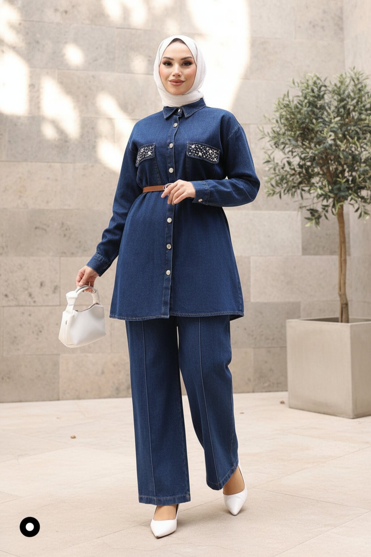 Koyu Mavi Kot Düğmeli Taş Detaylı Kemerli Tesettür Takım - Modamihram