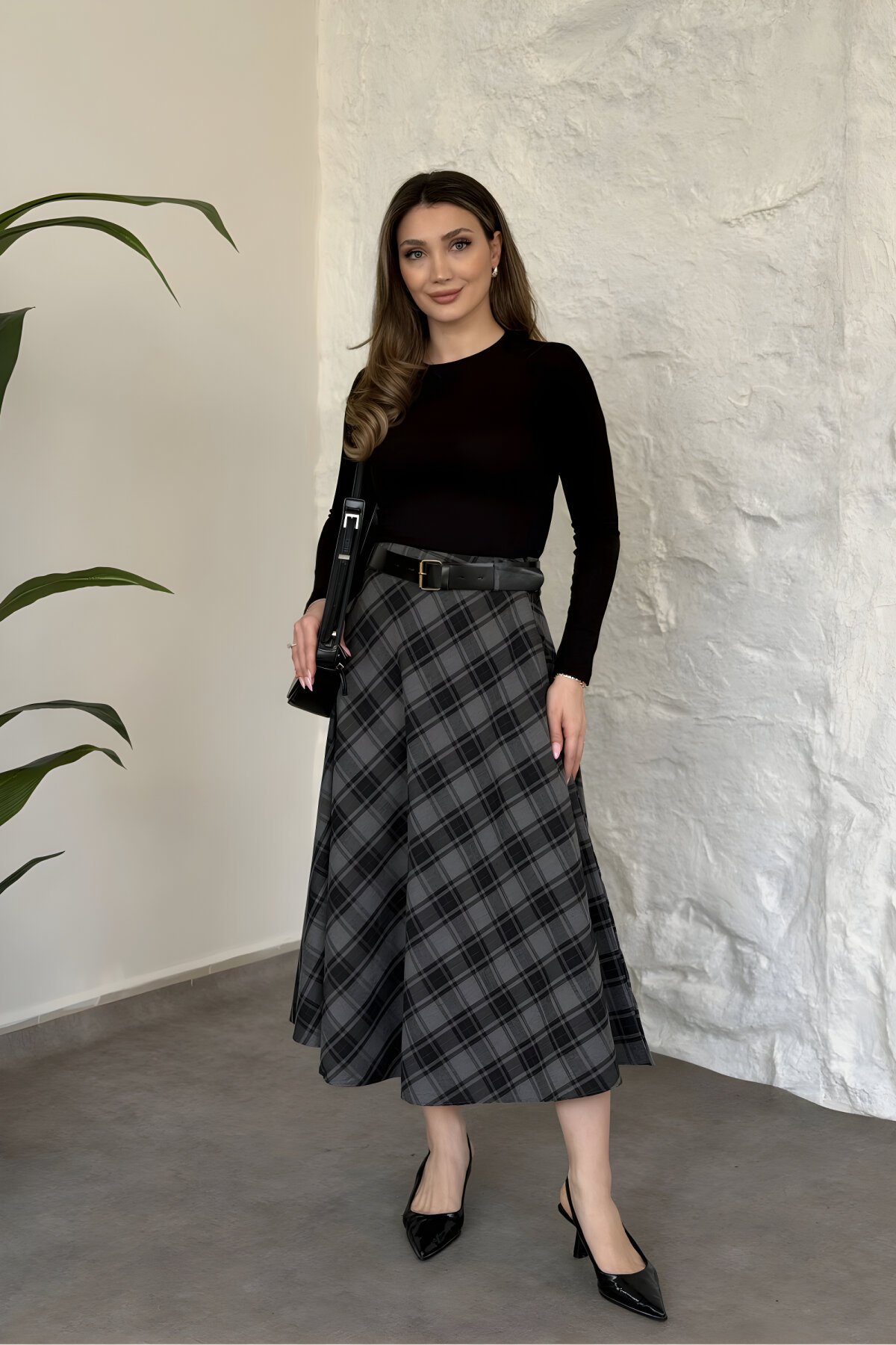 Siyah Ekose Desenli Kemerli Etek - MOZENA