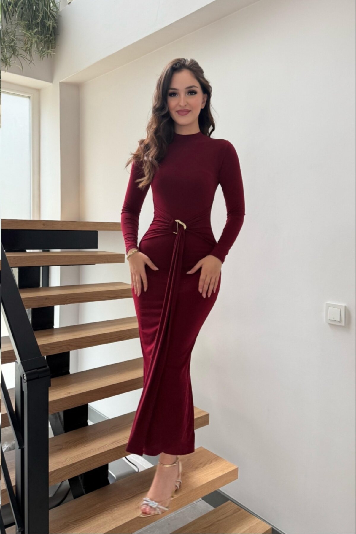 Crew Neck Front-Buckled Dress - Maroon - Safgiyim44