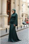 Yeşil İspanyol Kol Kuyruklu Saten Abiye Elbise