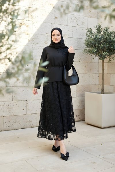 Siyah Çiçek Dokulu İkili Zarif Tesettür Takım