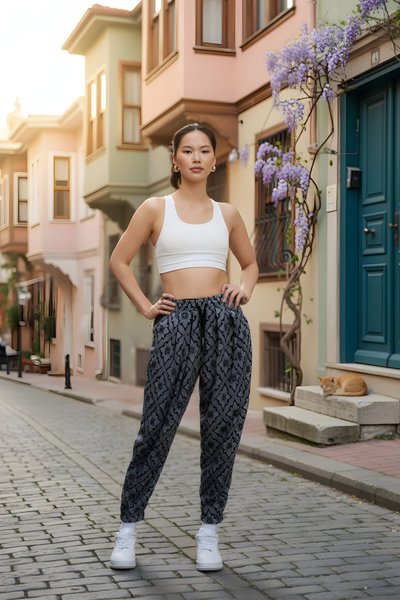 Siyah Jakar Desenli Sokak Tarzı Spor Şalvar Pantolon