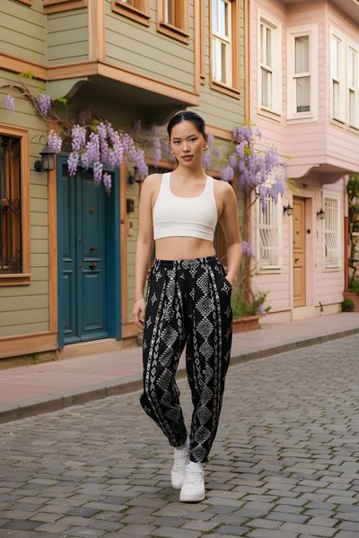 Siyah Jakar Desenli Sokak Tarzı Spor Şalvar Pantolon