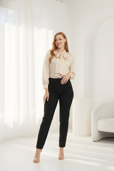 Bej Düz Klasik Fiyonklu Saten Gömlek