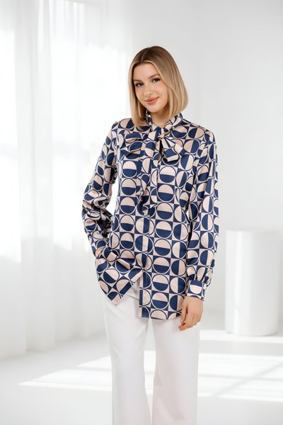 Lacivert Dijital Baskı Desenli Saten Fiyonklu Gömlek