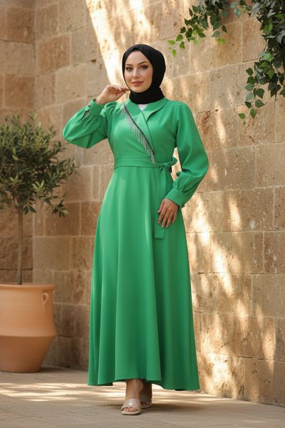 Yeşil Taş Püsküllü Elbise