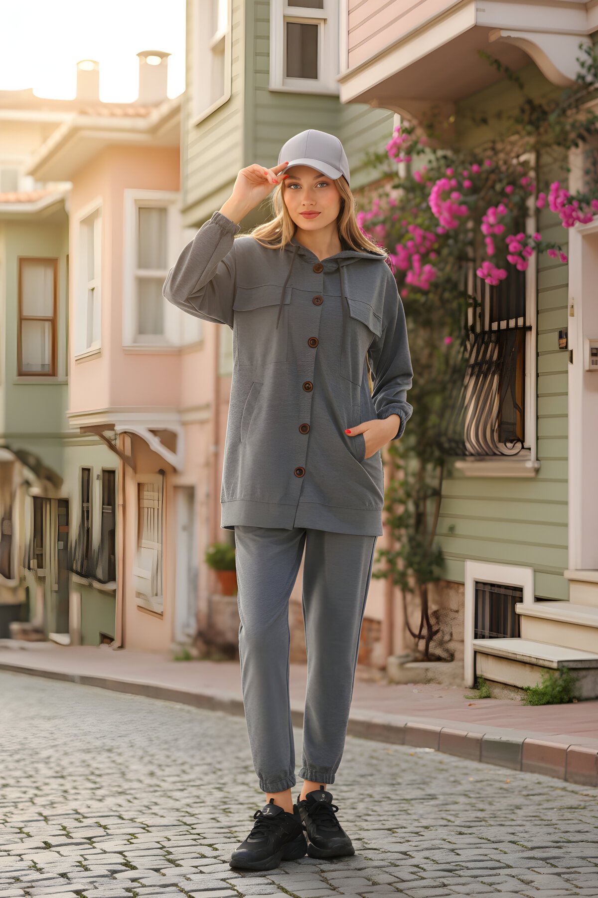 Gri Spor Büyük Düğmeli Eşofman Takımı - Westbound