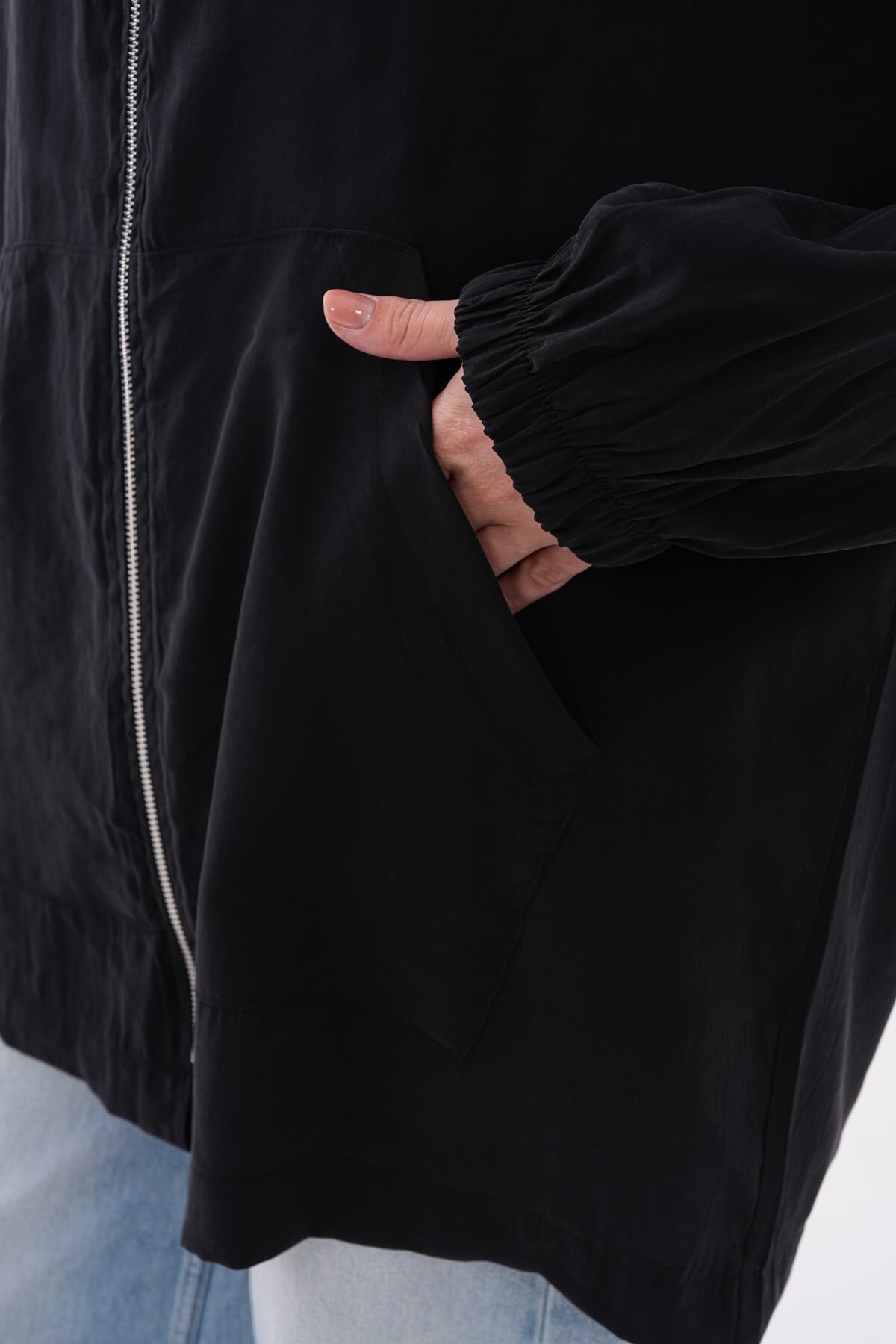 Oversize Modal Zippered Sweat Tunic - Black - Westbound