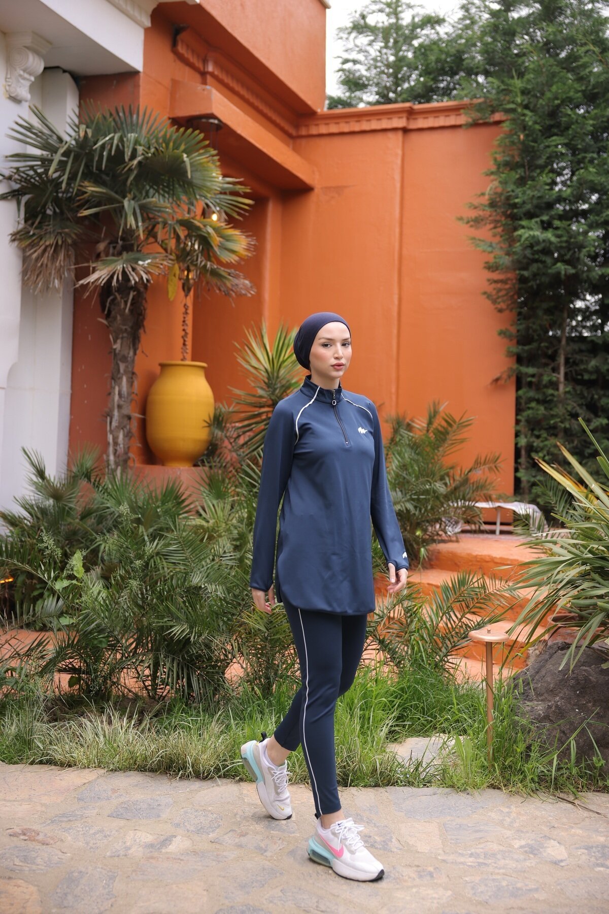 Full Coverage Jogger Fit Scuba Fabric Half-zip Burkini - Navy Blue - Wovi