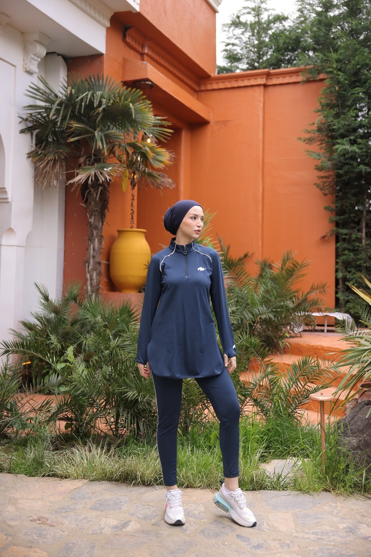 Full Coverage Jogger Fit Scuba Fabric Half-zip Burkini - Navy Blue - Wovi