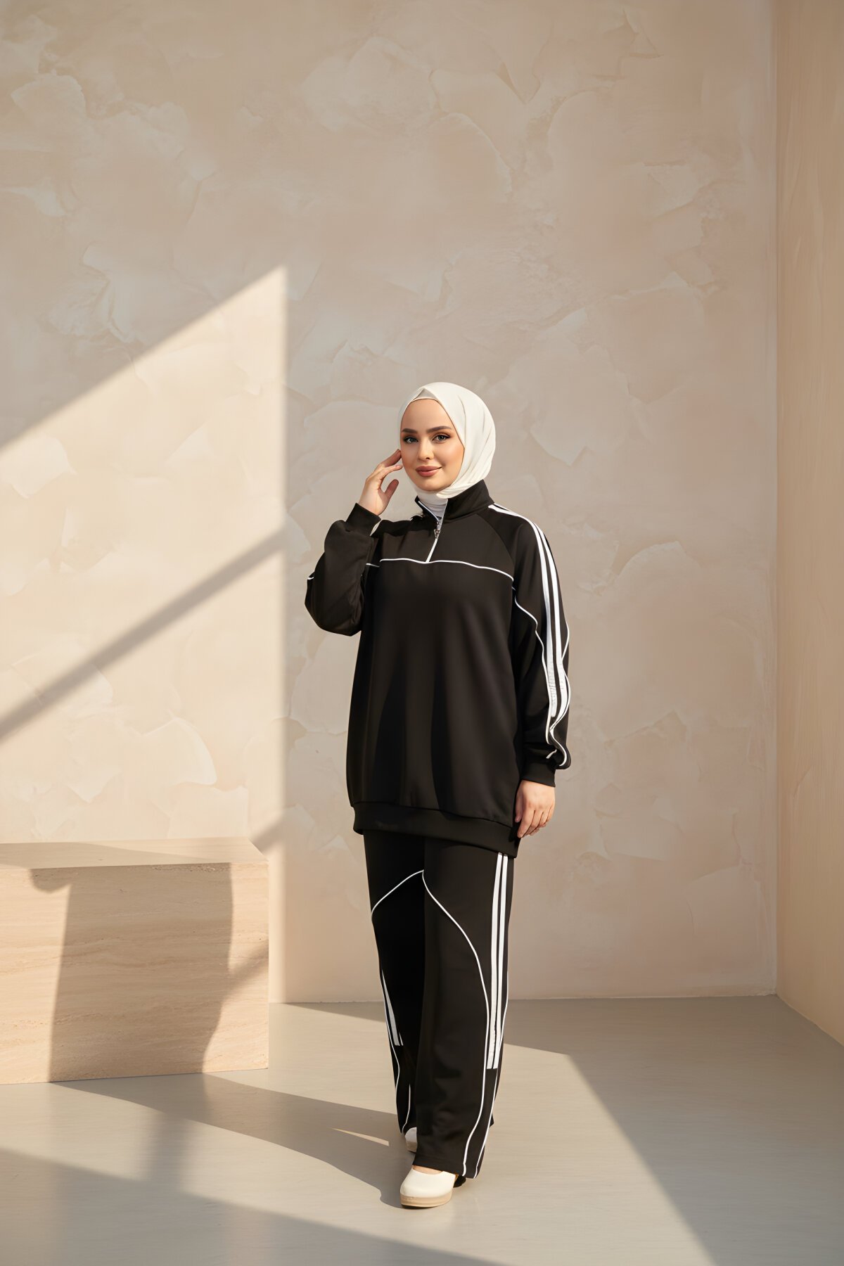 Siyah Eşofman Fermuarlı Yaka Takım - Wovi Moda