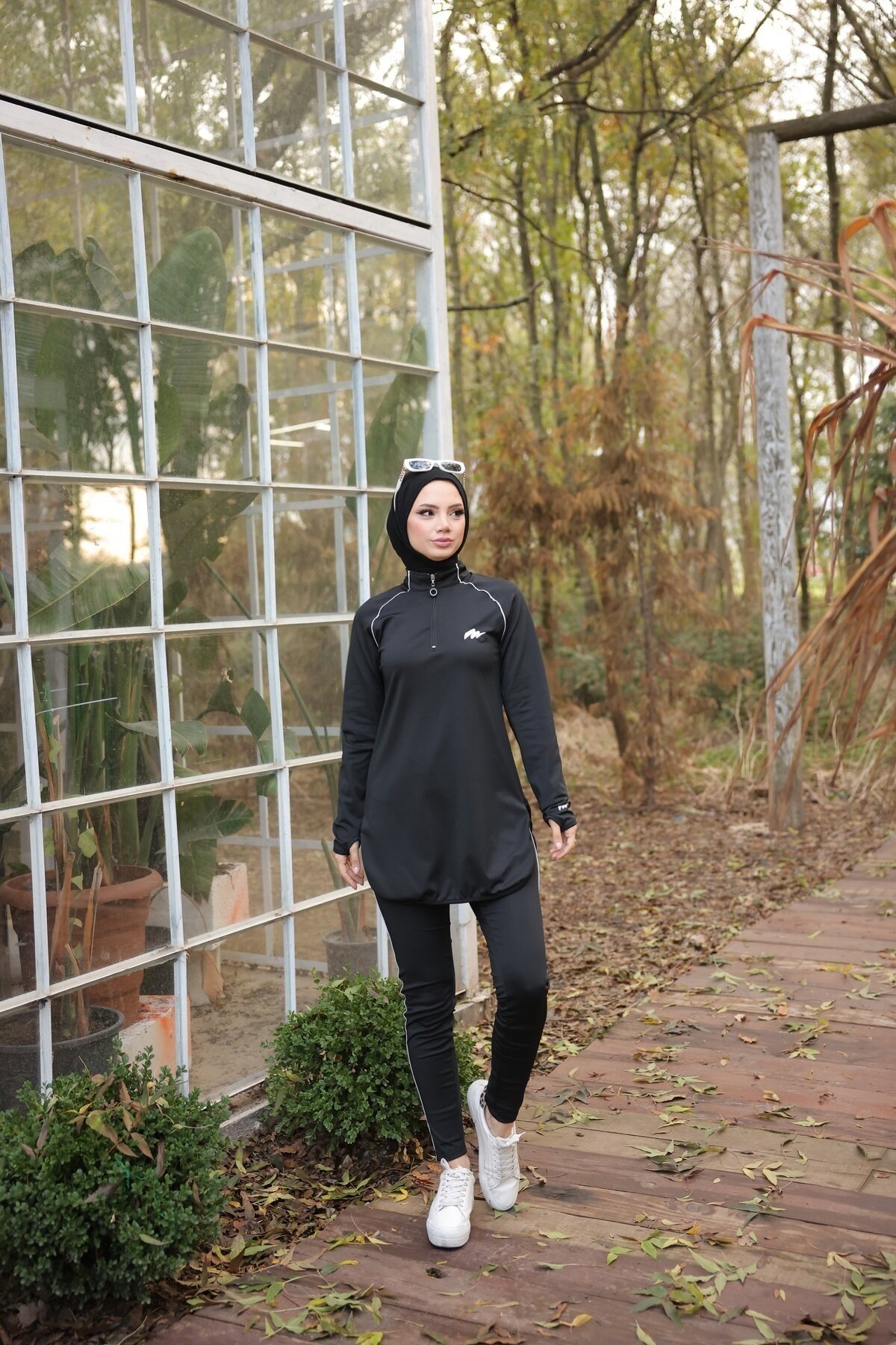 Jogger Scuba Fabric Half-Placket Zippered Tracksuit - Black - Wovi Moda