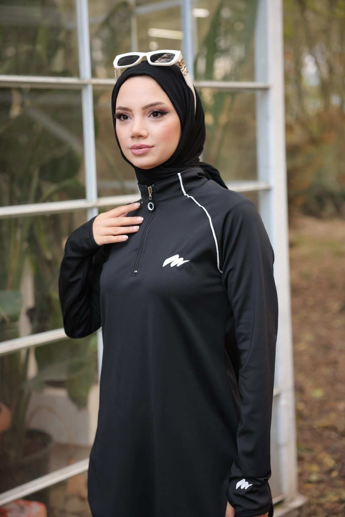 Jogger Scuba Fabric Half-Placket Zippered Tracksuit - Black - Wovi Moda