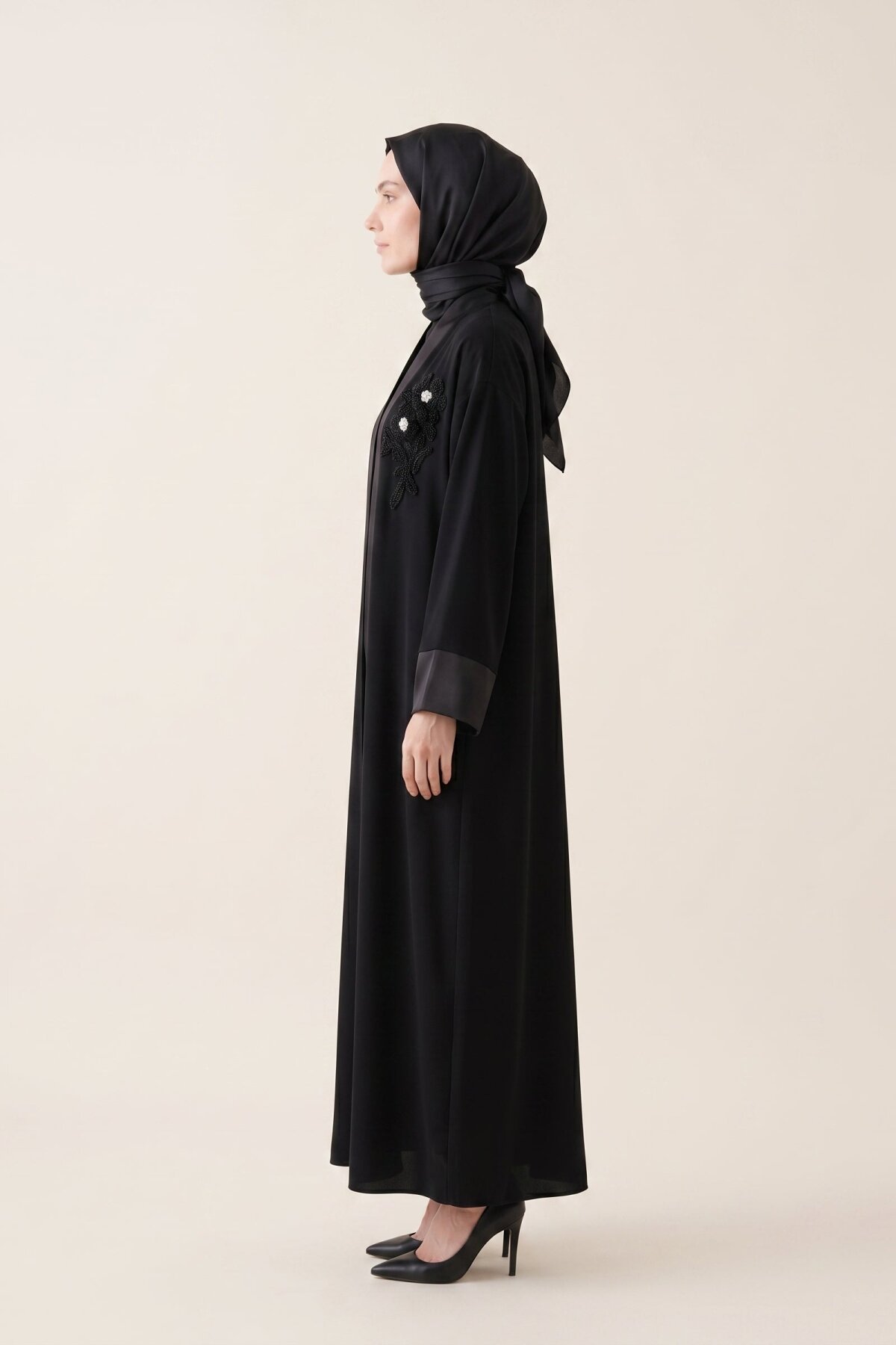 Siyah Ferace - Beyza