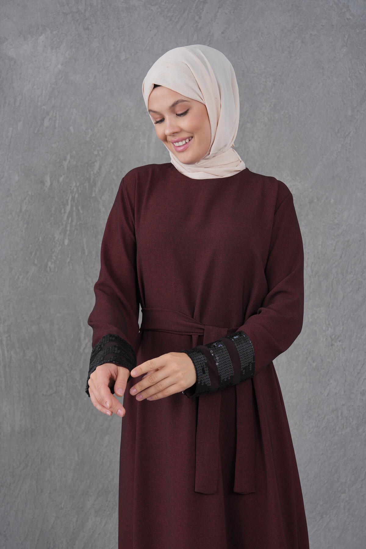 Belted Sequin-Trimmed Dress - Burgundy - Fzd Filizzade