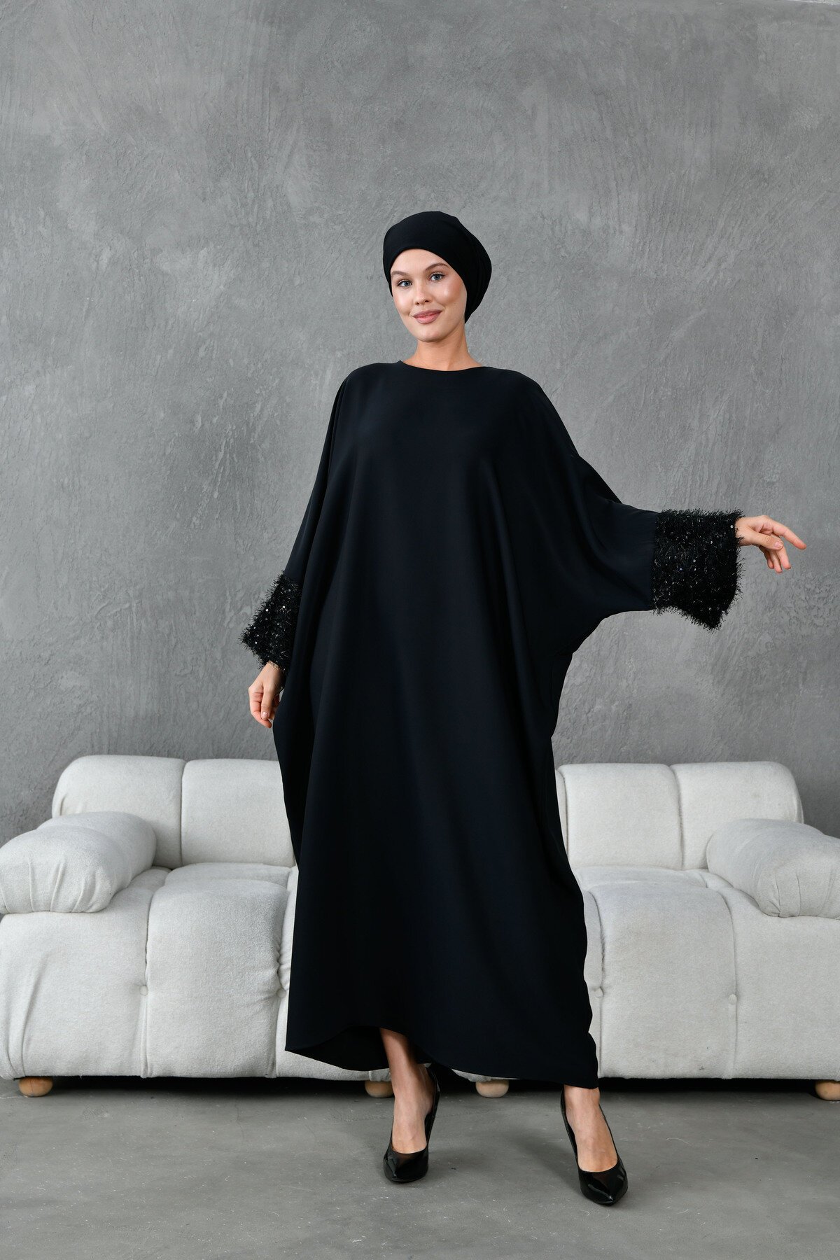 Plus Size Tassel-Sleeve Abaya - Black - Fzd Filizzade