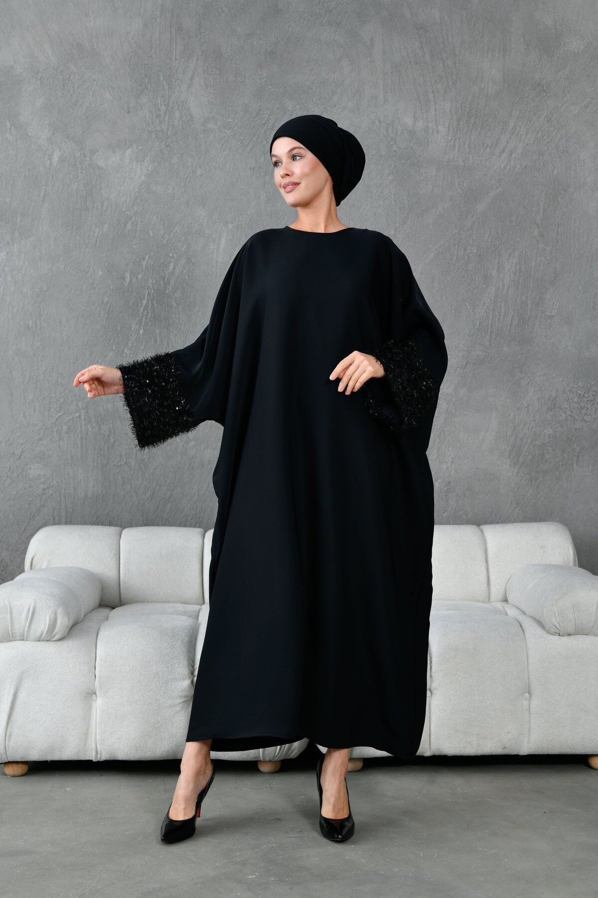 Plus Size Tassel-Sleeve Abaya - Black - Fzd Filizzade