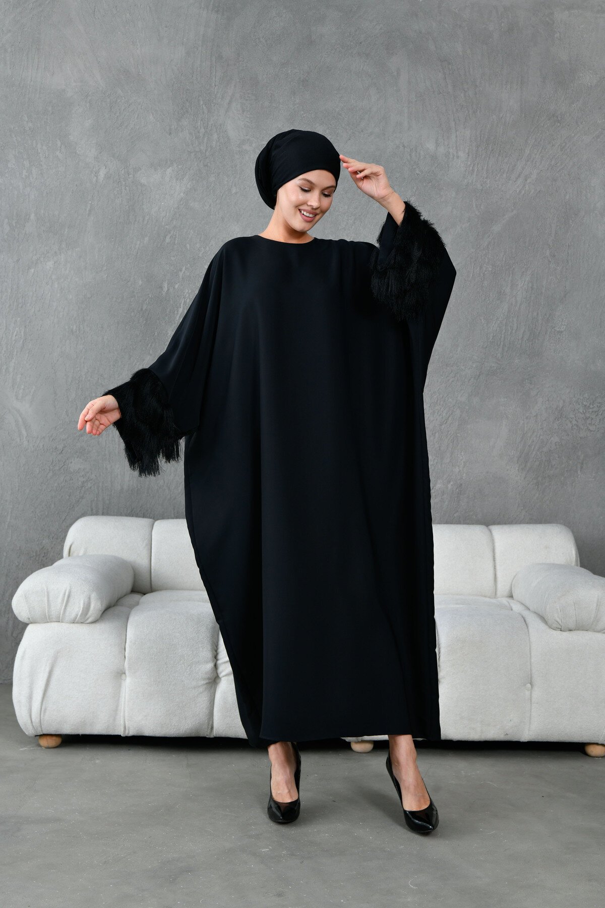 Plus Size Tassel-Sleeve Abaya - Black - Fzd Filizzade