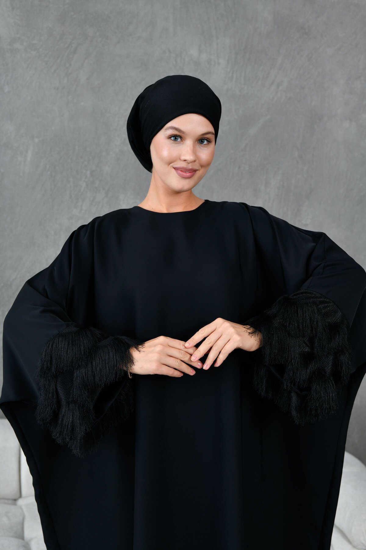 Plus Size Tassel-Sleeve Abaya - Black - Fzd Filizzade