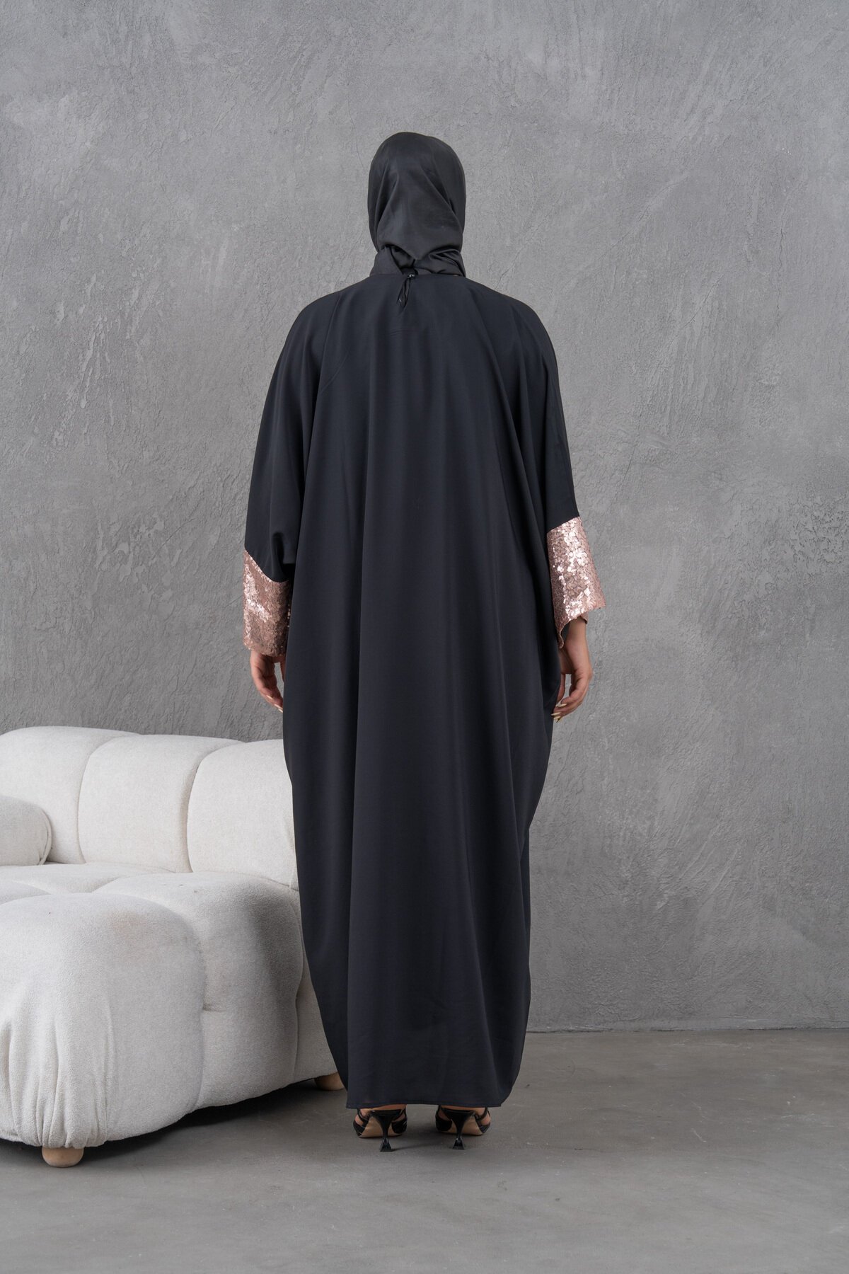 Sequin-Detailed Abaya - Black with Gold - Fzd Filizzade