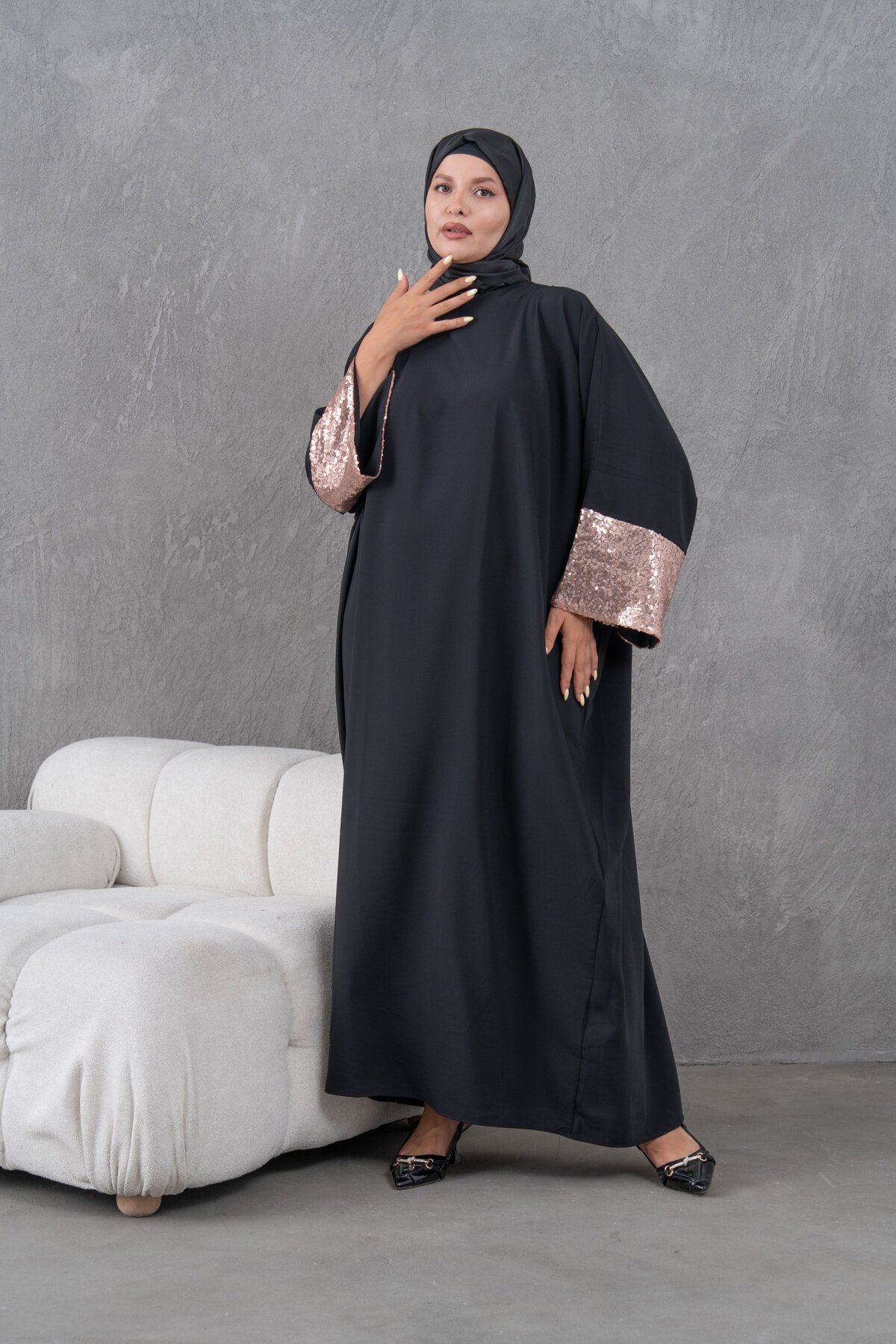 Sequin-Detailed Abaya - Black with Gold - Fzd Filizzade