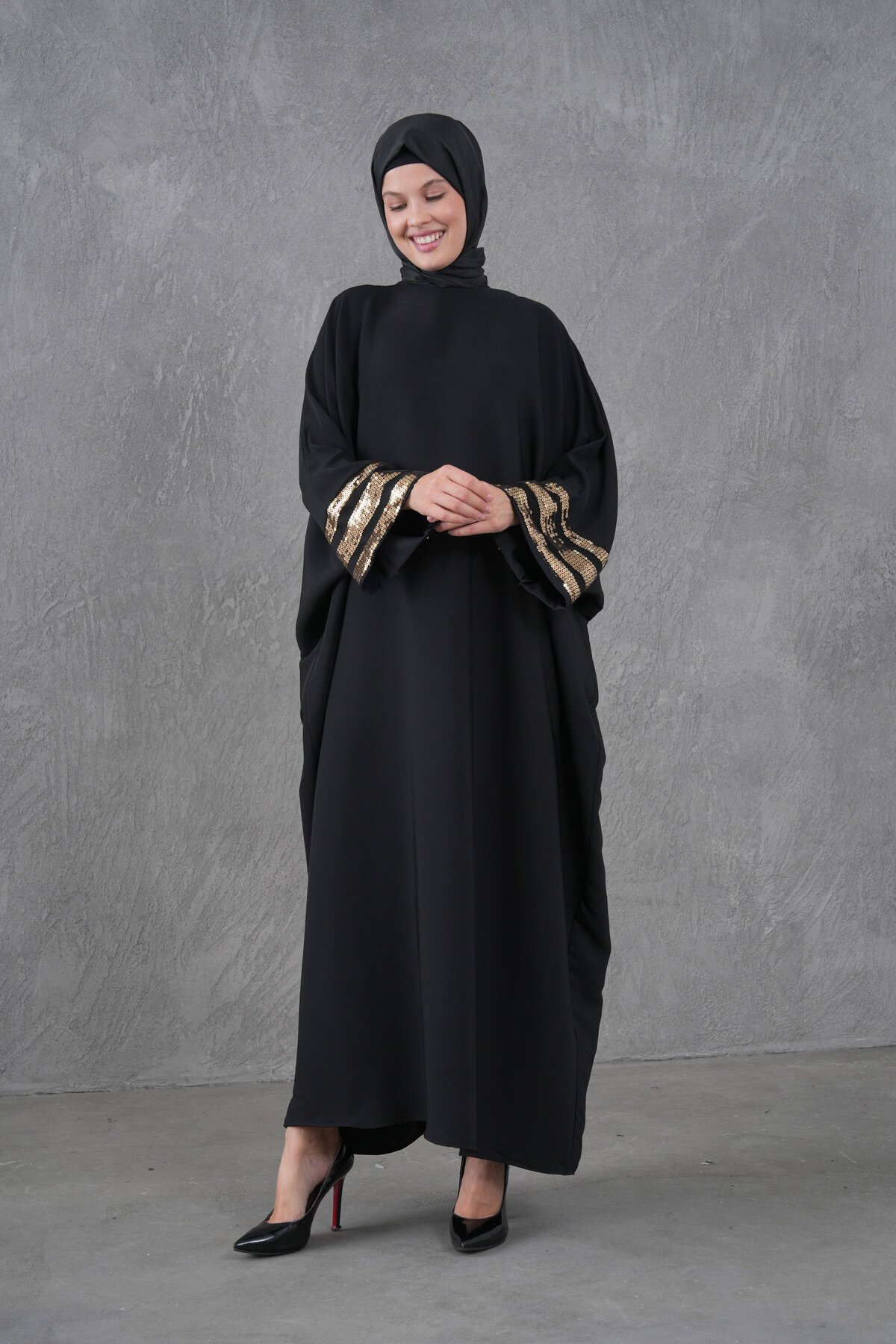 Gold Sequin-Sleeve Striped Modest Abaya - Black - Fzd Filizzade