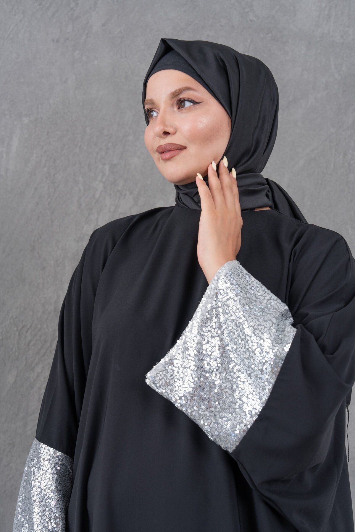 Sequin-Sleeve Abaya - Black - Fzd Filizzade