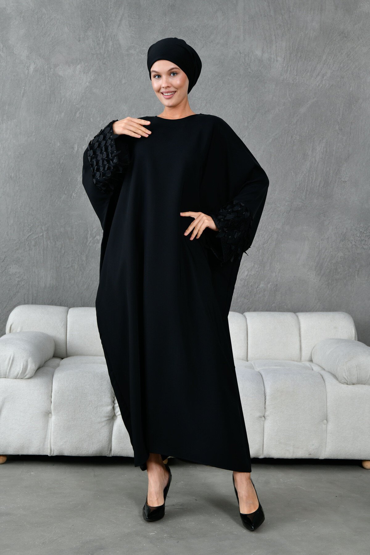Sleeve Accessory Detail Abaya - Black - Fzd Filizzade