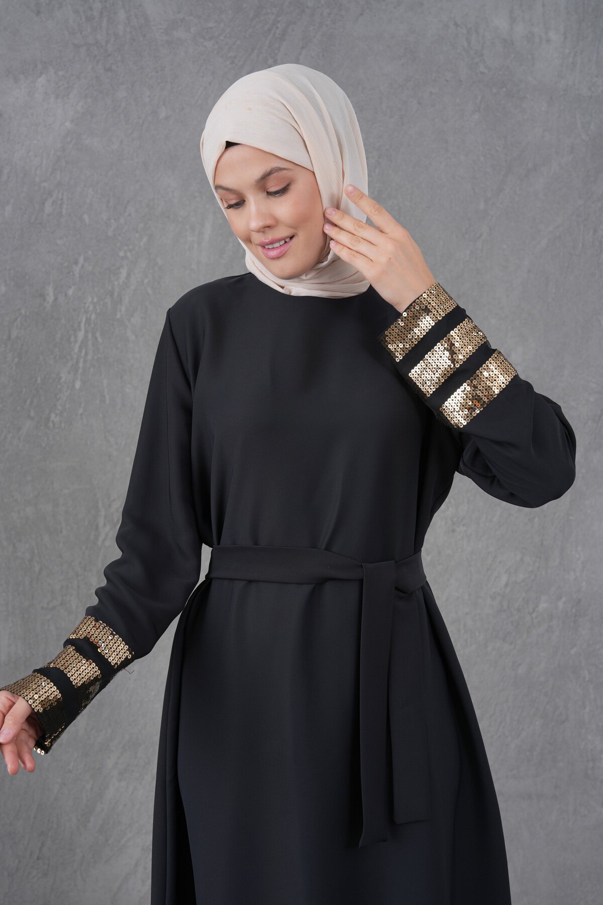 Belted Sequin-Sleeve Evening Dress - Black - Fzd Filizzade